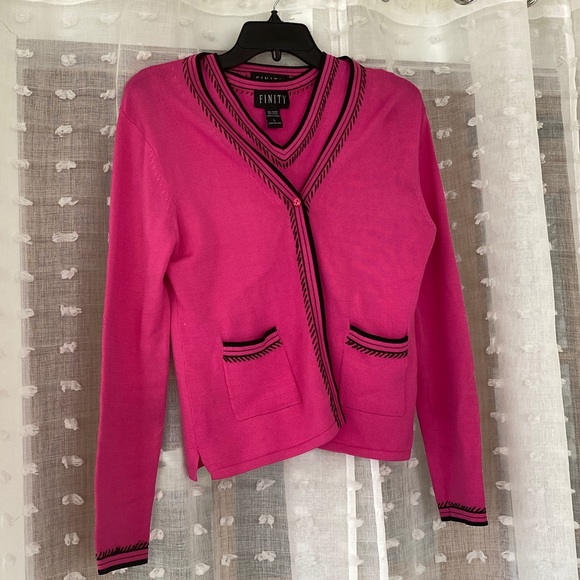 ♥️Beautiful cardigan set♥️ - Picture 1 of 6